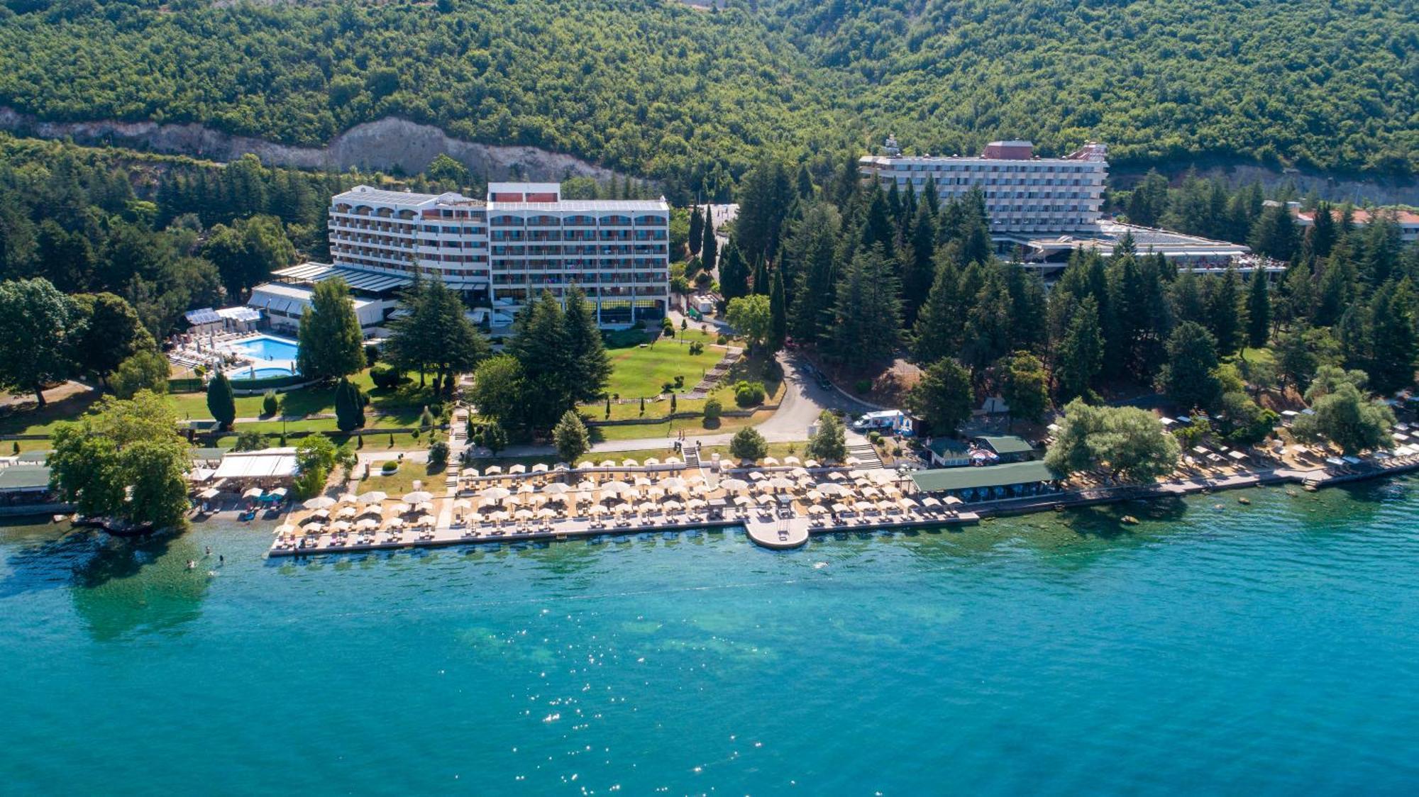 Hotel Metropol - Metropol Lake Resort Lagadin Exterior photo